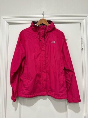 Ladies North Face Hot Pink Rain Jacket X-Large